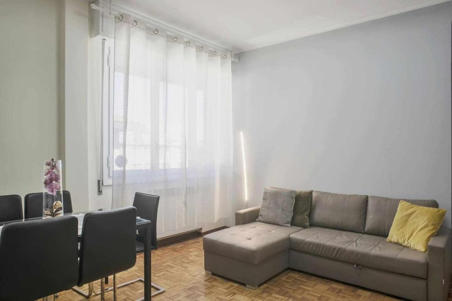 Suite La Montagnola Park 200M Stazione Centrale Bolonia Zewnętrze zdjęcie